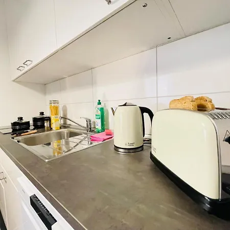 Klassen - Exklusive Altbau - Zentral - Rheinnaehe 公寓