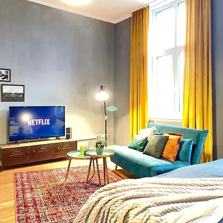 Klassen - Exklusives Altbau - Zentral - Rheinnaehe Lejlighed *