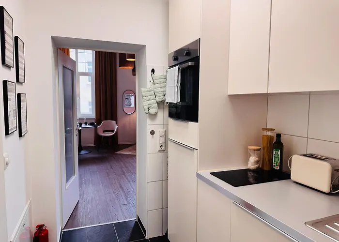 Klassen - Exklusive Altbau - Zentral - Rheinnaehe *