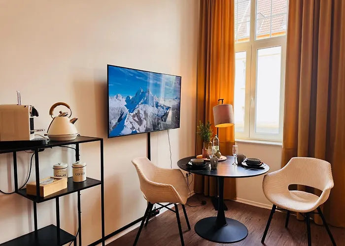 Klassen - Exklusive Altbau - Zentral - Rheinnaehe